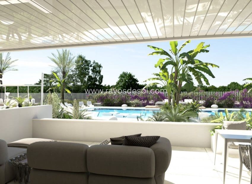 2 soveværelse Penthouse til salg i Orihuela Costa med swimmingpool - € 440.000 (Ref: 8543825)