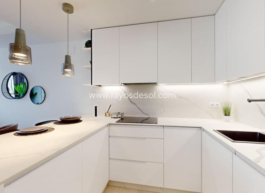 2 soveværelse Penthouse til salg i Orihuela Costa med swimmingpool - € 440.000 (Ref: 8543825)