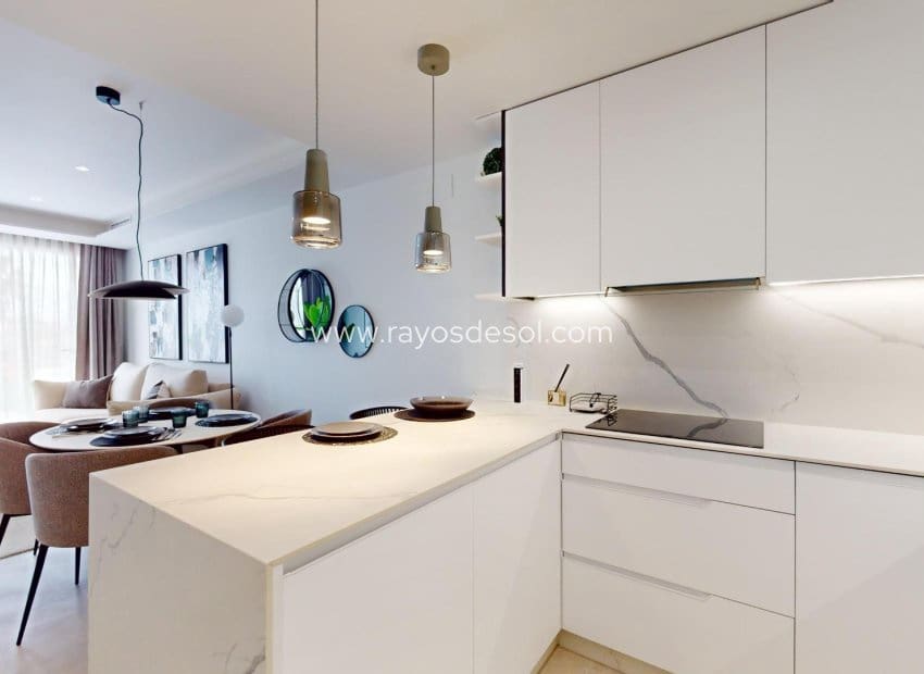 2 soveværelse Penthouse til salg i Orihuela Costa med swimmingpool - € 440.000 (Ref: 8543825)