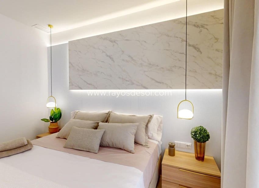 2 soveværelse Penthouse til salg i Orihuela Costa med swimmingpool - € 440.000 (Ref: 8543825)