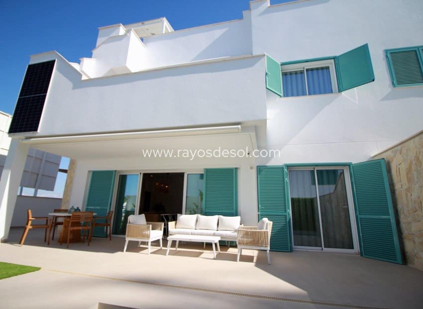 3 soveværelse Lejlighed til salg i Torre de la Horadada med swimmingpool - € 380.000 (Ref: 8543842)