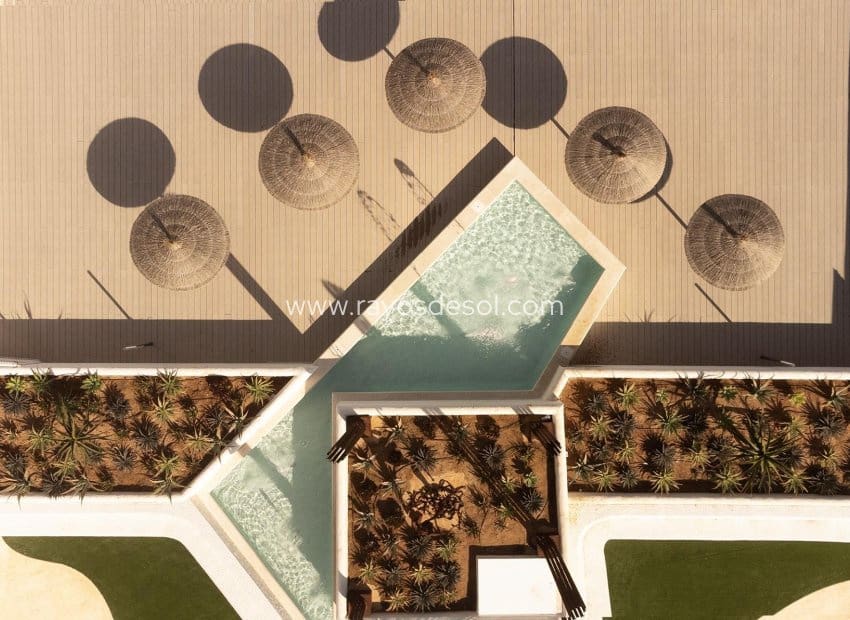 3 slaapkamer Appartement te koop in Denia met zwembad - € 475.000 (Ref: 8543846)