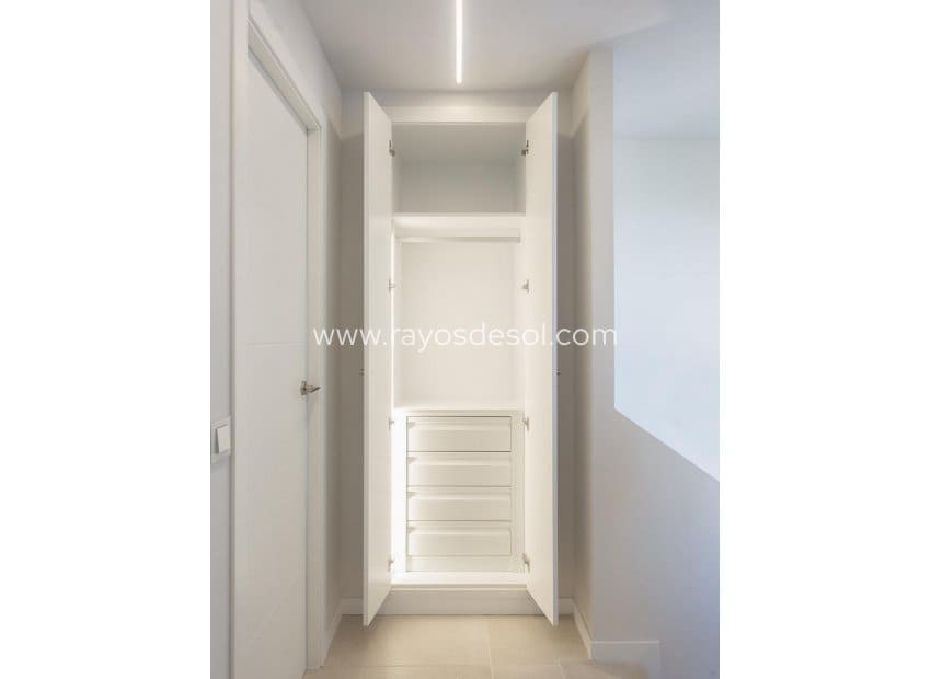 3 sypialnia Apartament na sprzedaż w Denia z basenem - 525 000 € (Ref: 8543846)