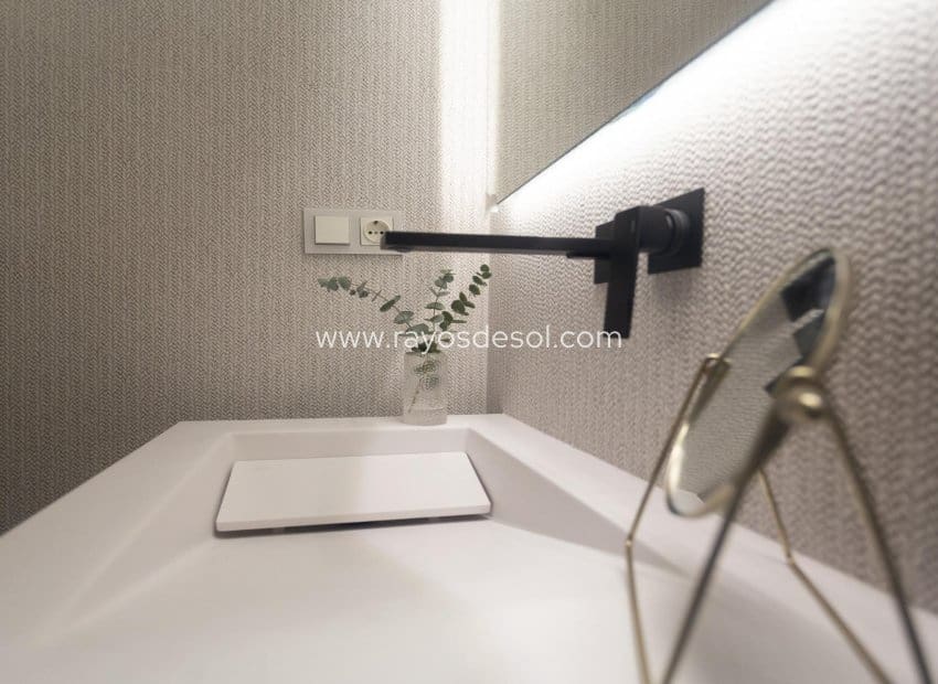 3 sypialnia Apartament na sprzedaż w Denia z basenem - 525 000 € (Ref: 8543846)