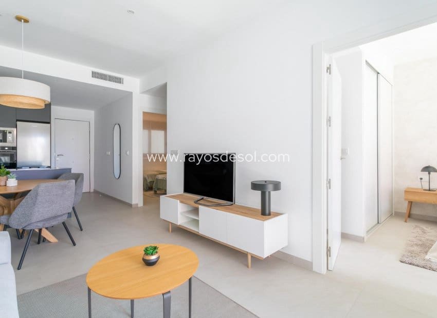 2 bedroom Apartment for sale in Torrevieja with pool - € 285,000 (Ref: 8543860)