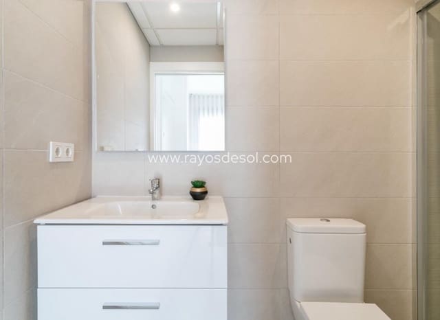 2 soveværelse Lejlighed til salg i Torreblanca, Torrevieja med swimmingpool - € 310.000 (Ref: 8543860)