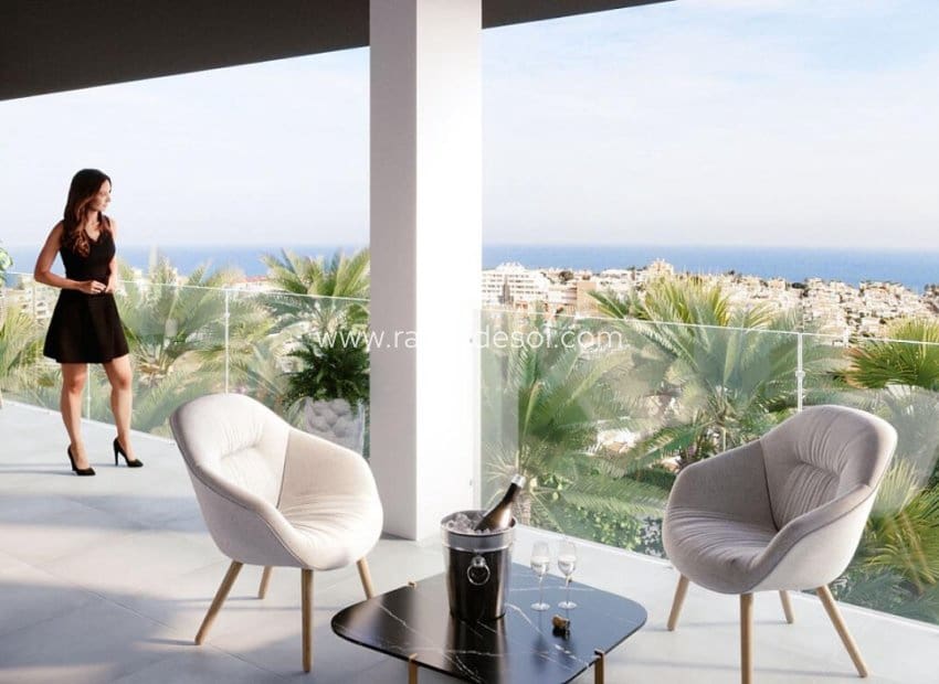 2 chambre Appartement à vendre à Torrevieja avec piscine - 310 000 € (Ref: 8543860)