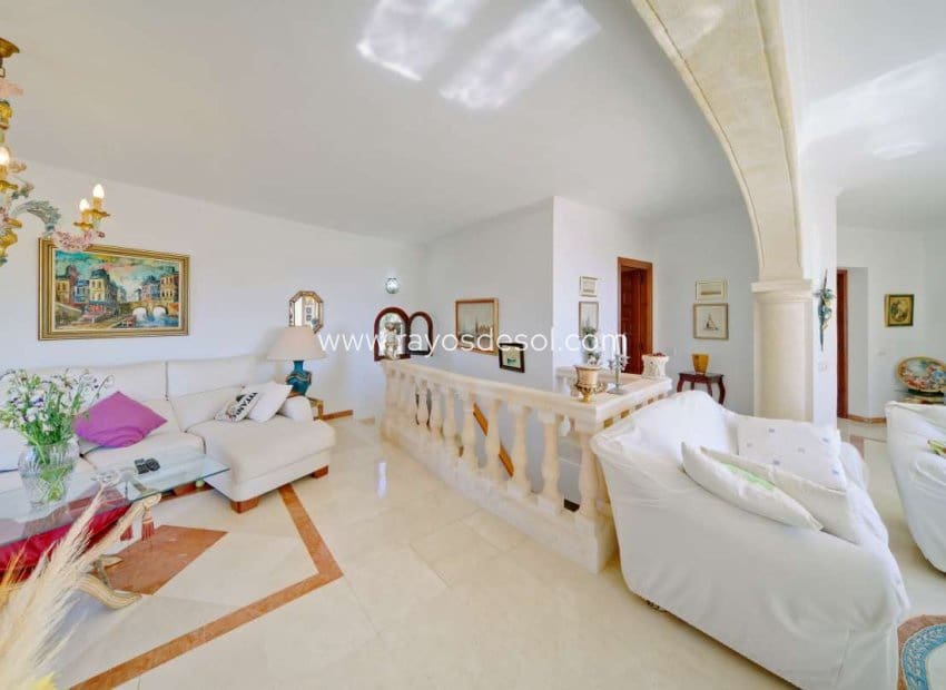 4 soveværelse Villa til salg i Calpe / Calp med swimmingpool - € 950.000 (Ref: 8543975)