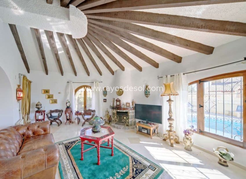 4 soveværelse Villa til salg i Calpe / Calp med swimmingpool - € 950.000 (Ref: 8543975)