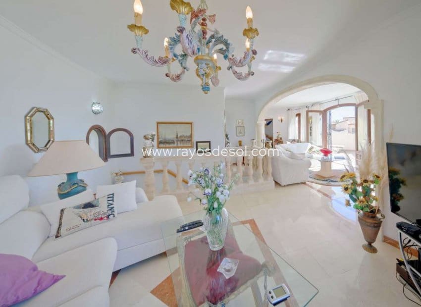 4 soverom Villa til salgs i Calpe / Calp med svømmebasseng - € 899 000 (Ref: 8543975)