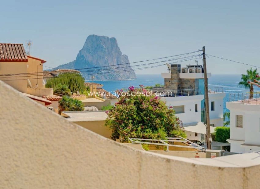 4 soverom Villa til salgs i Calpe / Calp med svømmebasseng - € 899 000 (Ref: 8543975)