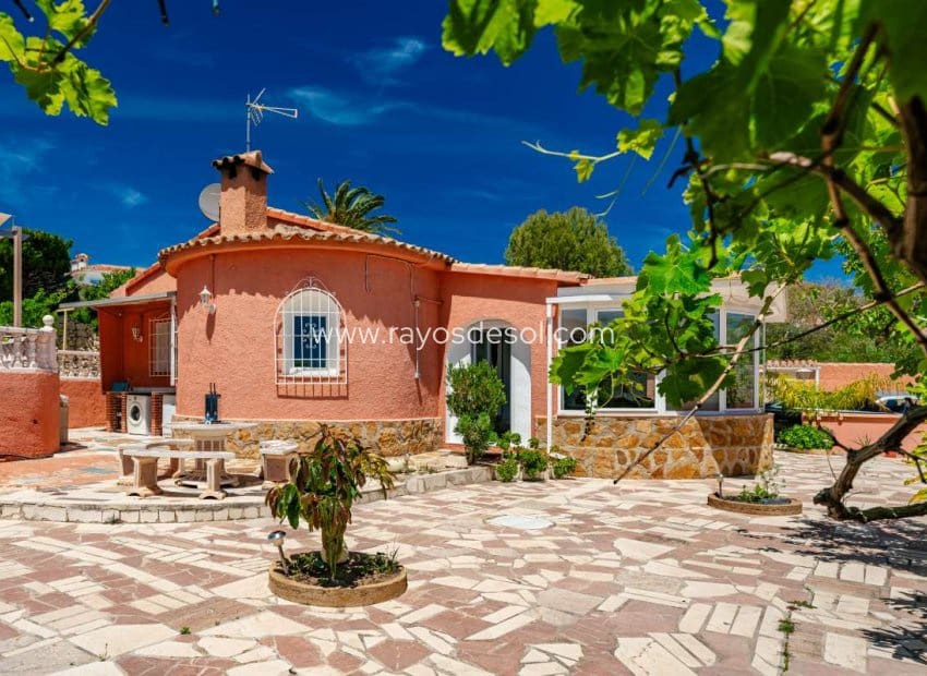 3 quarto Moradia para venda em Calpe / Calp com piscina - 535 000 € (Ref: 8543976)