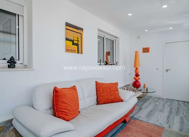 Chalet de 3 habitaciones en Calpe / Calp en venta con piscina - 535.000 € (Ref: 8543976)