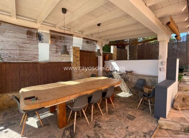 6 bedroom Villa for sale in Canuta, Calpe / Calp with pool - € 845,000 (Ref: 8543977)