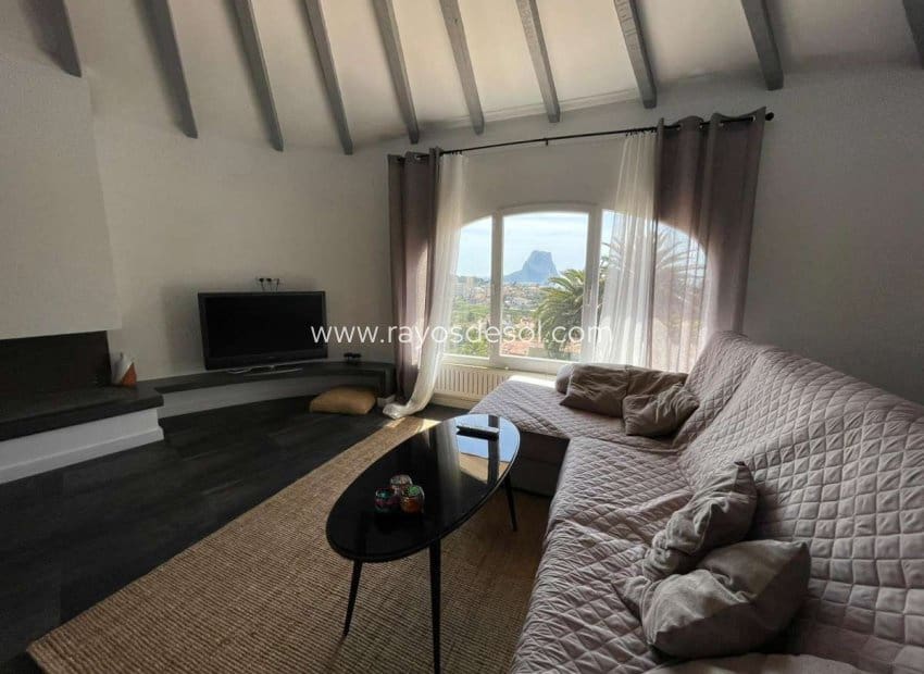 6 soveværelse Villa til salg i Calpe / Calp med swimmingpool - € 845.000 (Ref: 8543977)
