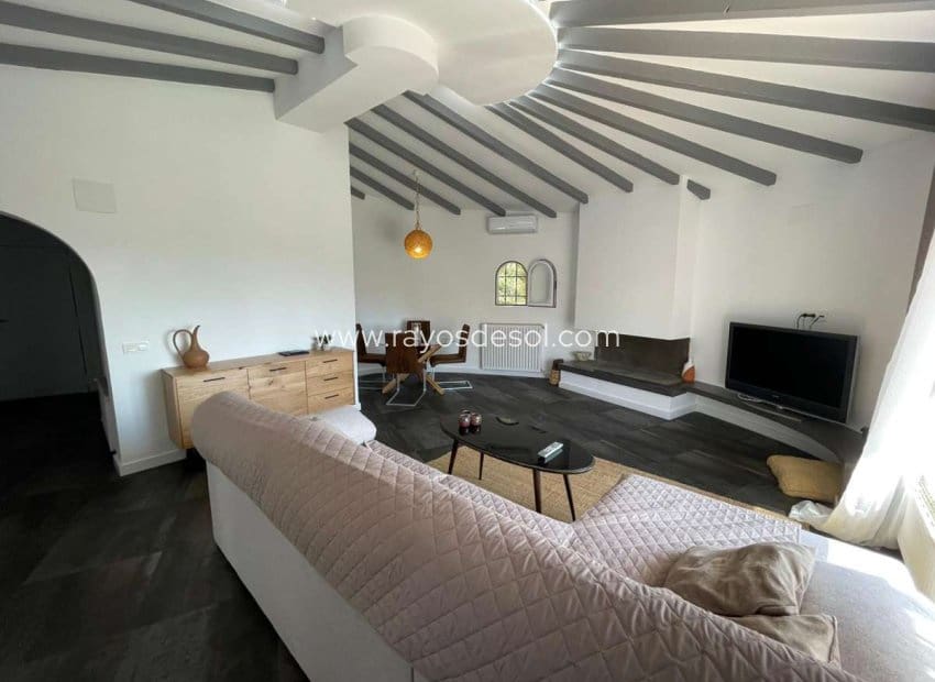 6 soveværelse Villa til salg i Calpe / Calp med swimmingpool - € 845.000 (Ref: 8543977)