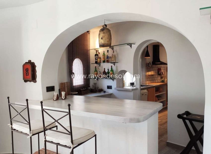 6 soveværelse Villa til salg i Calpe / Calp med swimmingpool - € 845.000 (Ref: 8543977)