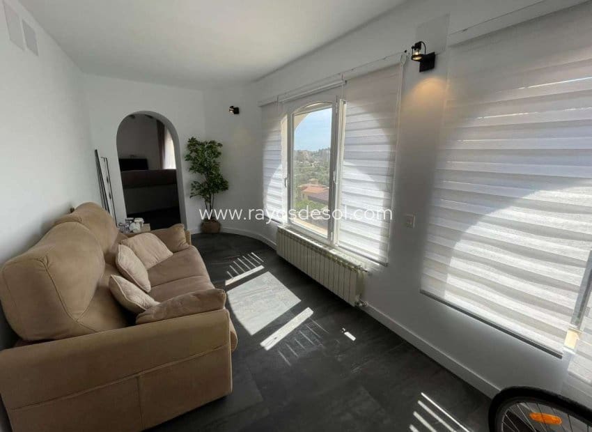 6 soveværelse Villa til salg i Calpe / Calp med swimmingpool - € 845.000 (Ref: 8543977)