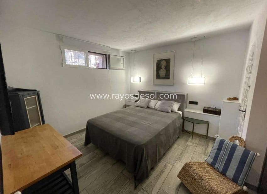 6 soveværelse Villa til salg i Calpe / Calp med swimmingpool - € 845.000 (Ref: 8543977)