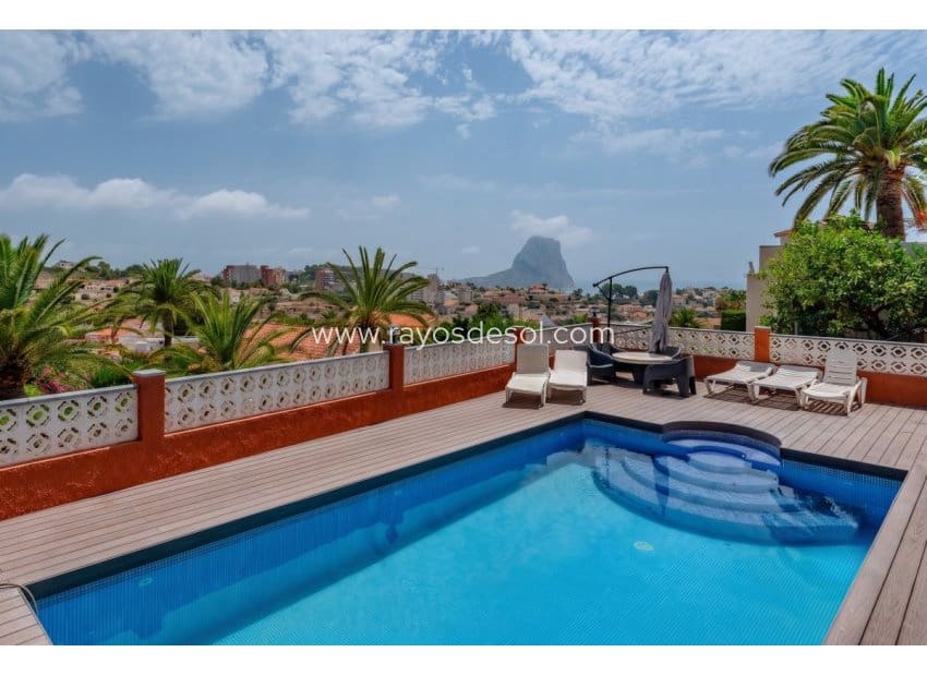 6 soverom Villa til salgs i Calpe / Calp - € 845 000 (Ref: 8543977)