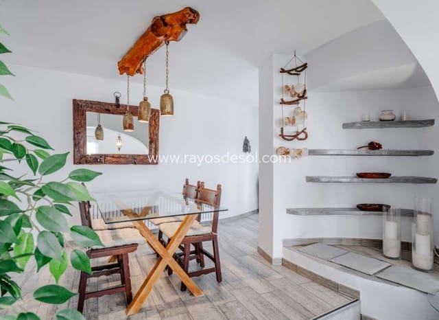 6 quarto Moradia para venda em Canuta, Calpe / Calp - 845 000 € (Ref: 8543977)