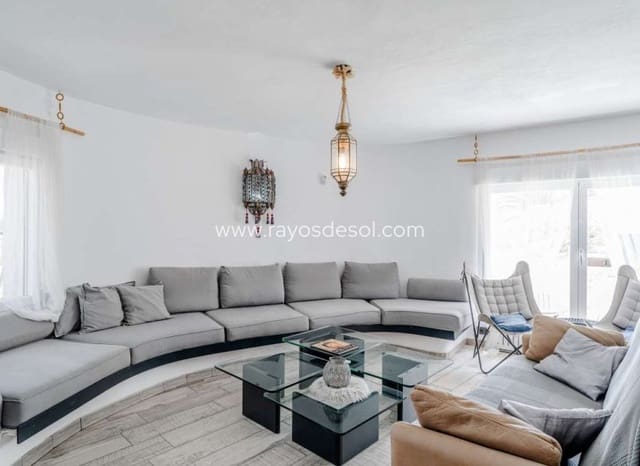 6 quarto Moradia para venda em Canuta, Calpe / Calp - 845 000 € (Ref: 8543977)