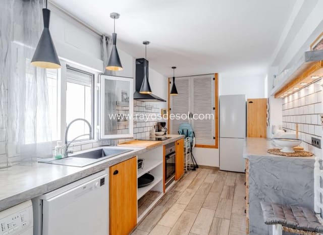 6 quarto Moradia para venda em Canuta, Calpe / Calp - 845 000 € (Ref: 8543977)