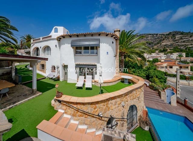 6 slaapkamer Villa te koop in Canuta, Calpe / Calp - € 845.000 (Ref: 8543977)