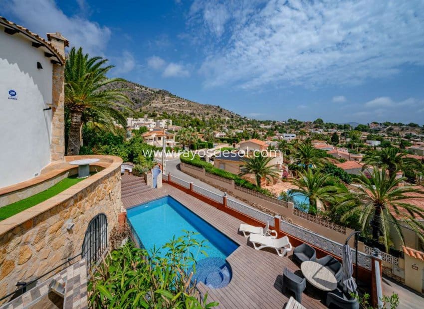 6 bedroom Villa for sale in Calpe / Calp - € 845,000 (Ref: 8543977)