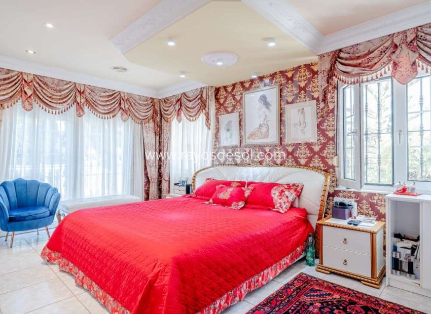 5 soveværelse Villa til salg i Calpe / Calp med swimmingpool - € 920.000 (Ref: 8543978)