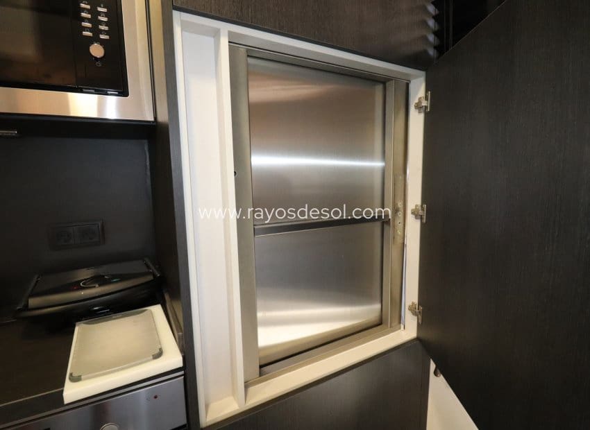 2 soveværelse Penthouse til salg i Guardamar del Segura med swimmingpool - € 429.000 (Ref: 8544005)