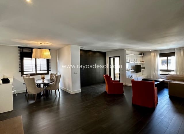 2 slaapkamer Penthouse te koop in Zona Pueblo, Guardamar del Segura met zwembad - € 429.000 (Ref: 8544005)