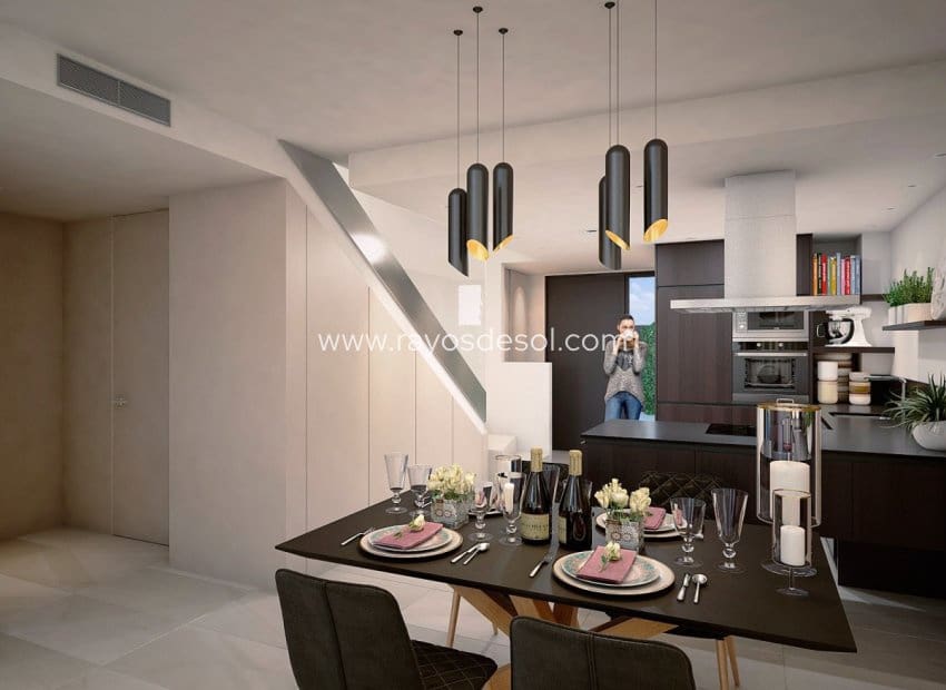 3 soveværelse Villa til salg i Algorfa med swimmingpool - € 495.000 (Ref: 8544009)