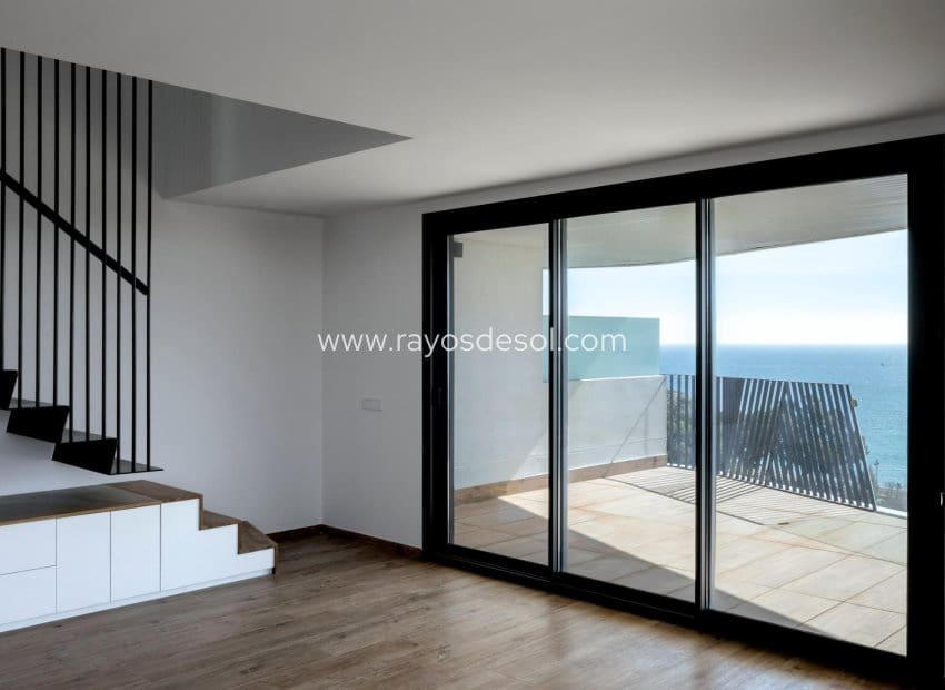 3 soveværelse Penthouse til salg i La Villajoyosa / Vila Joiosa med swimmingpool - € 730.000 (Ref: 8544010)