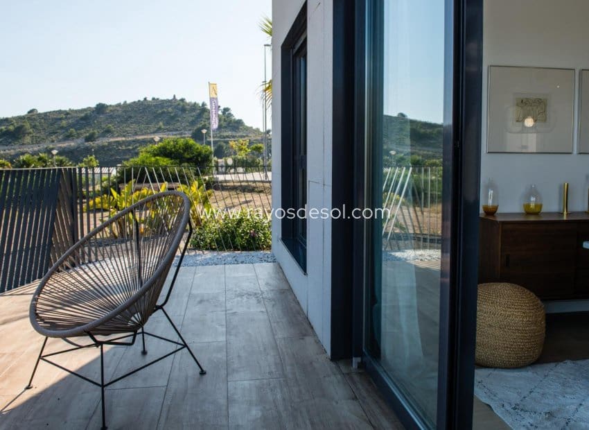 3 soveværelse Penthouse til salg i La Villajoyosa / Vila Joiosa med swimmingpool - € 730.000 (Ref: 8544010)