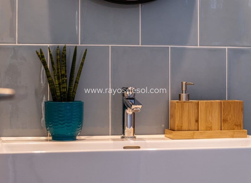 3 bedroom Villa for sale in Polop with pool - € 470,000 (Ref: 8544016)