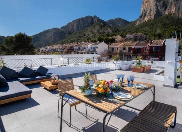 3 bedroom Villa for sale in Polop with pool - € 470,000 (Ref: 8544016)