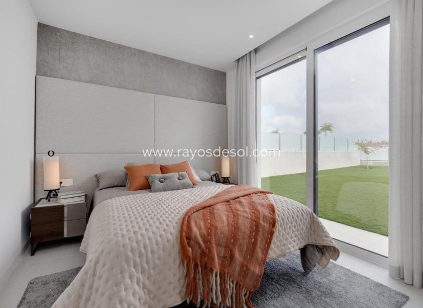 3 quarto Moradia para venda em Muchamiel / Mutxamel com piscina - 450 000 € (Ref: 8544021)