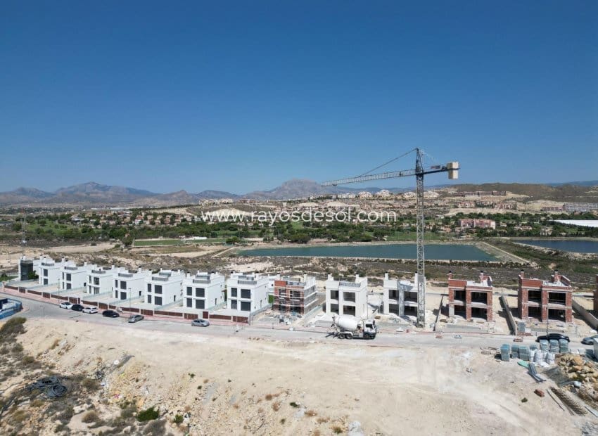 3 quarto Moradia para venda em Muchamiel / Mutxamel com piscina - 450 000 € (Ref: 8544021)