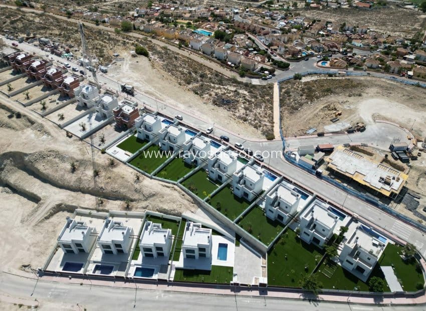 3 quarto Moradia para venda em Muchamiel / Mutxamel com piscina - 450 000 € (Ref: 8544021)