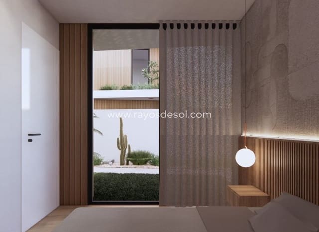 Chalet de 3 habitaciones en Torre de la Horadada, Pilar de la Horadada en venta con piscina - 628.000 € (Ref: 8544048)