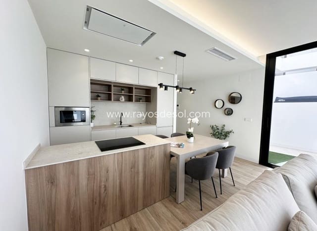 Chalet de 3 habitaciones en Torre de la Horadada, Pilar de la Horadada en venta con piscina - 599.900 € (Ref: 8544048)