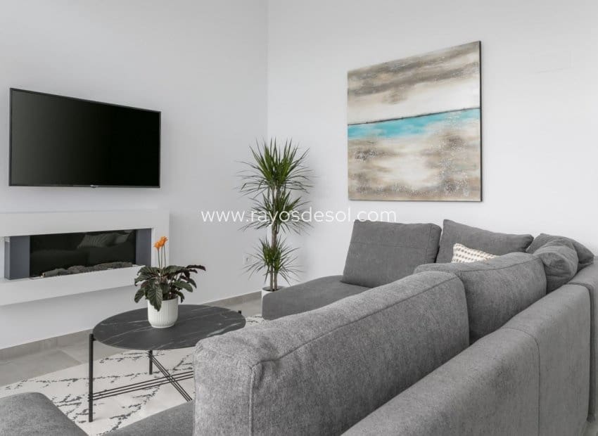 3 slaapkamer Villa te koop in Calasparra met zwembad - € 345.000 (Ref: 8544050)