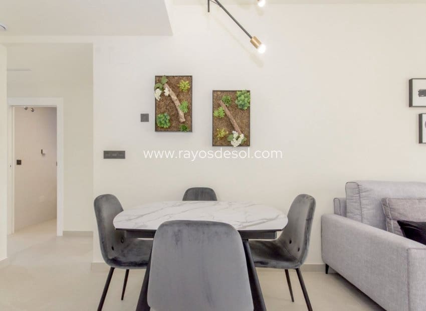 3 soveværelse Lejlighed til salg i Los Balcones med swimmingpool - € 325.000 (Ref: 8566528)