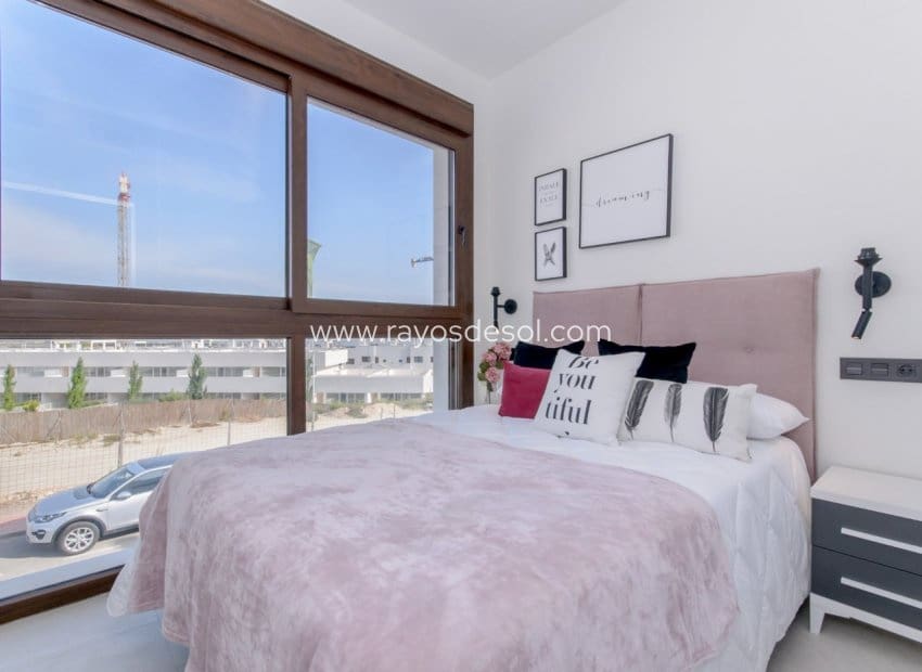 3 soveværelse Lejlighed til salg i Los Balcones med swimmingpool - € 325.000 (Ref: 8566528)