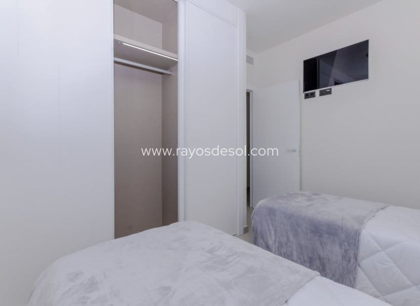 3 soveværelse Lejlighed til salg i Los Balcones med swimmingpool - € 325.000 (Ref: 8566528)