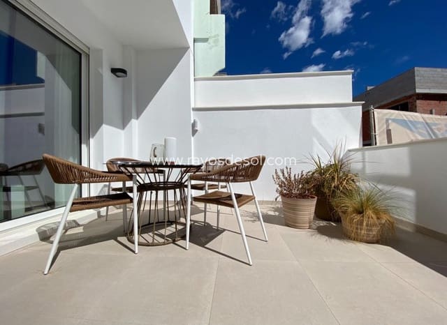 Apartamento de 2 habitaciones en Pilar de la Horadada ciudad, Pilar de la Horadada en venta con piscina - 304.900 € (Ref: 8578324)