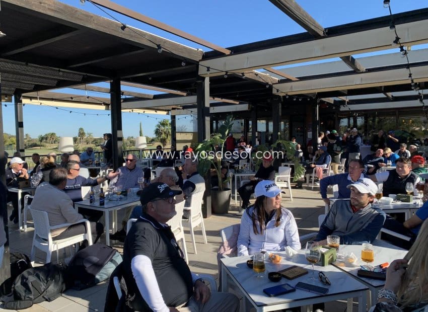 3 soveværelse Lejlighed til salg i Los Alcazares med swimmingpool - € 309.000 (Ref: 8609173)