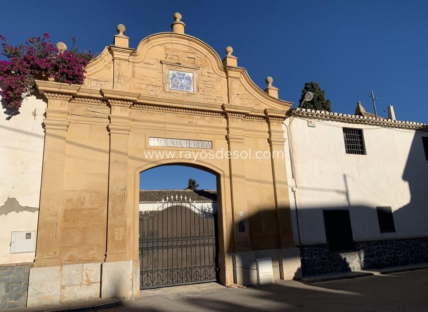3 slaapkamer Appartement te koop in Los Alcazares met zwembad - € 359.000 (Ref: 8609173)