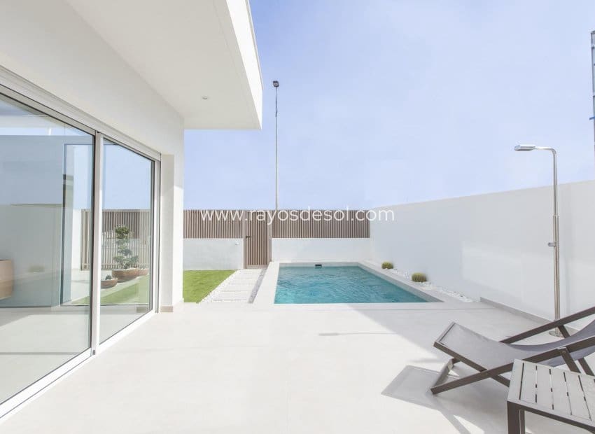3 makuuhuone Huvila myytävänä paikassa San Javier mukana uima-altaan - 495 000 € (Ref: 8609174)